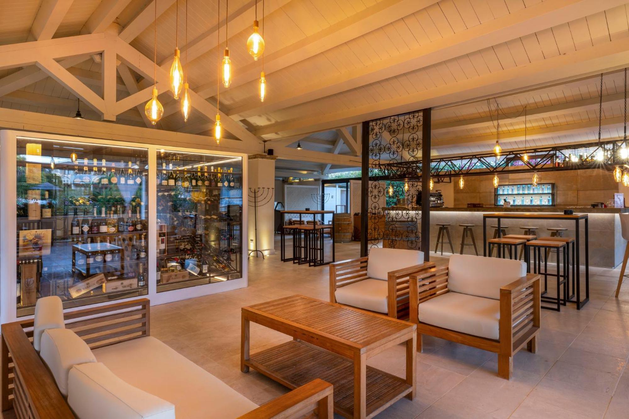 Costa Dei Fiori Hotel